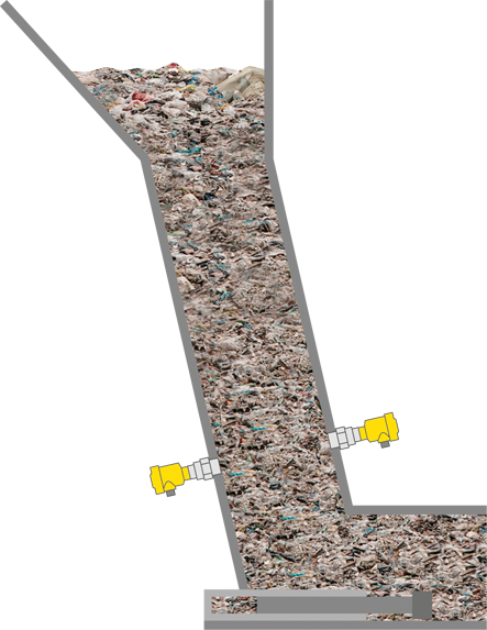 Detection of the level in the feed chute