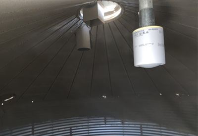 Radar level sensor VEGAPULS C 23 measures level in a grain silo.