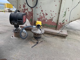 VEGA radar level sensor connected to the PACTware setup software