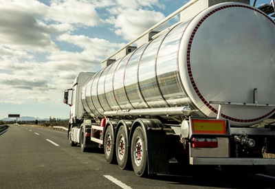 A chemical tanker truck is outfitted with non-contact radar level sensors to ensure safety and improve overall operations