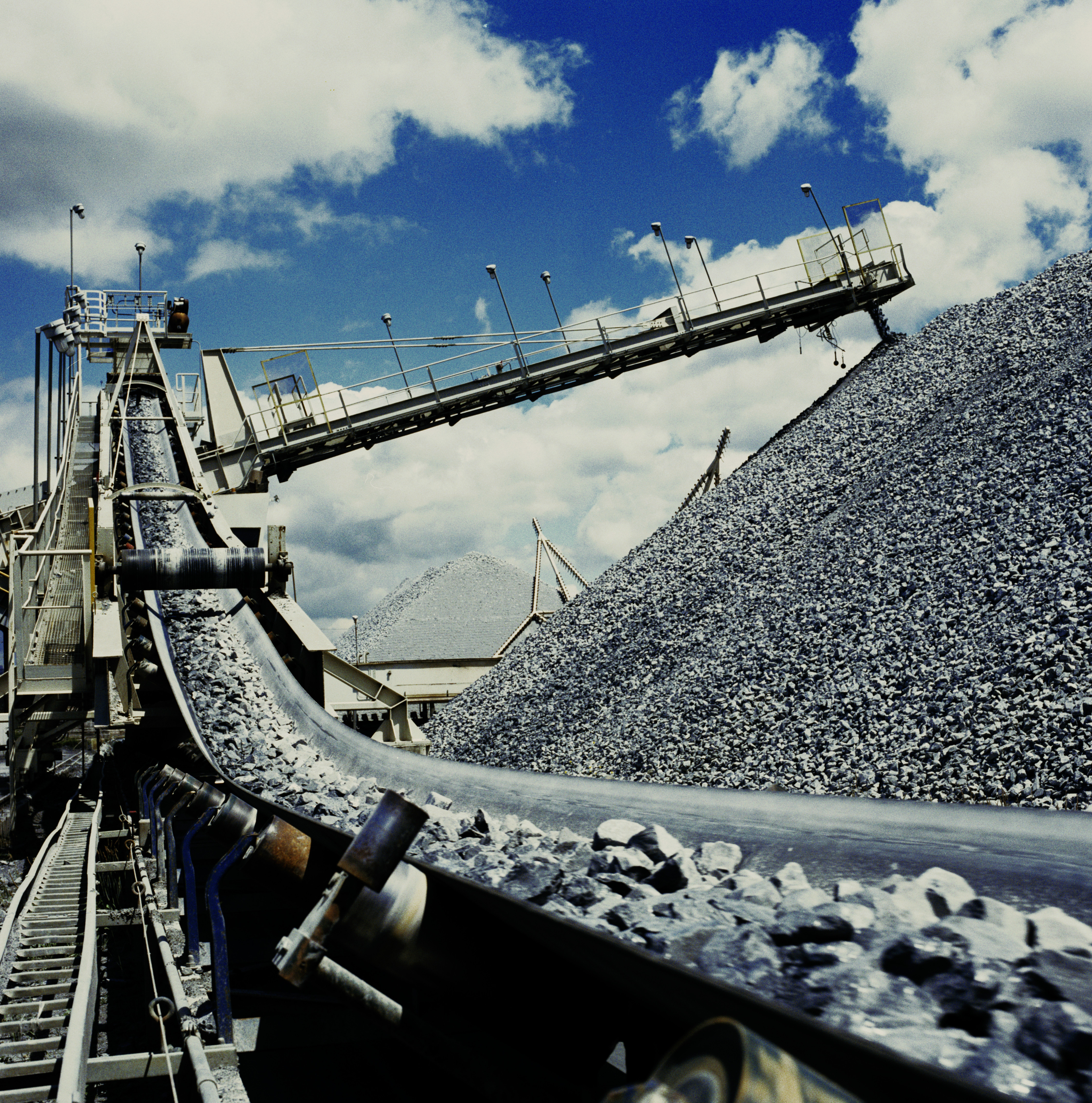 Measuring bulk solids mass flow on a conveyor is of the utmost importance.