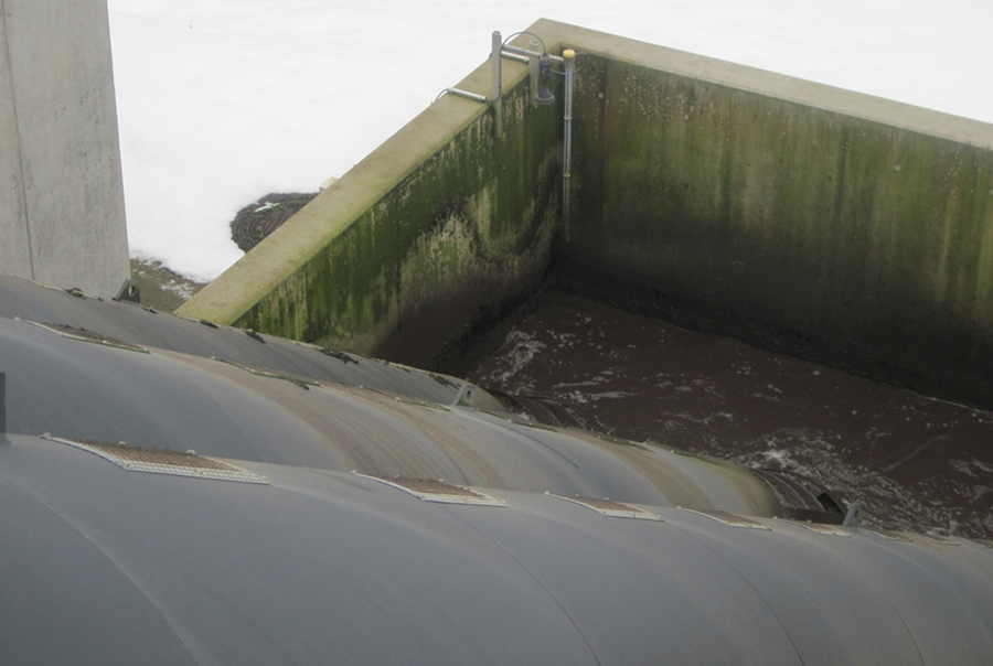 Wastewater is pumped from a large lift station into a water treatment plant.