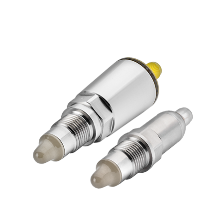 Capacitive level switches for the detection of water-based liquids and light bulk solids